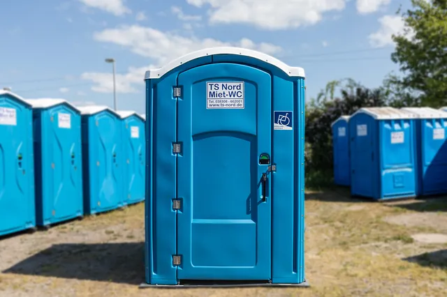 TS-Nord Toiletten Mietservice für Baustellen und Veranstaltungen Produkte 02 Barrierefrei